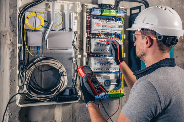 Best Circuit Breaker Repair  in Laguna Heights, TX